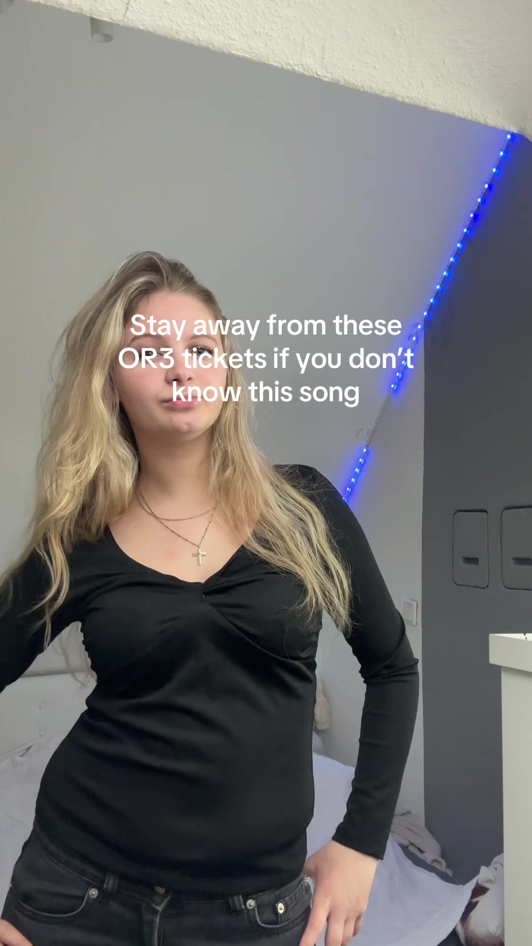 @Salom&eacute;