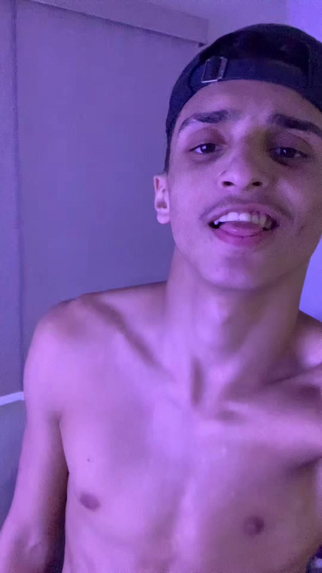 @🏊🏻&zwj;♂️💭