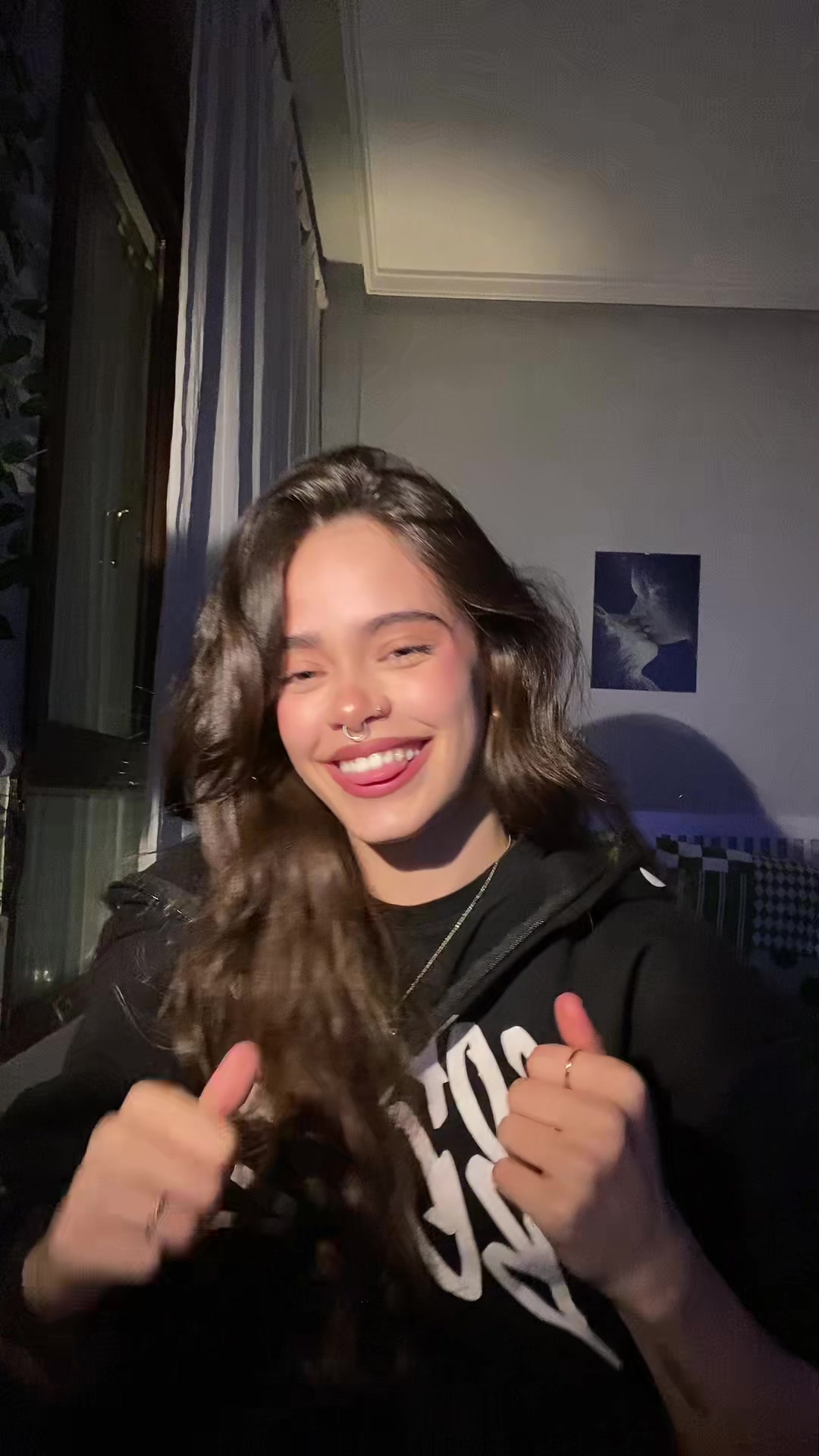@Lariwiis