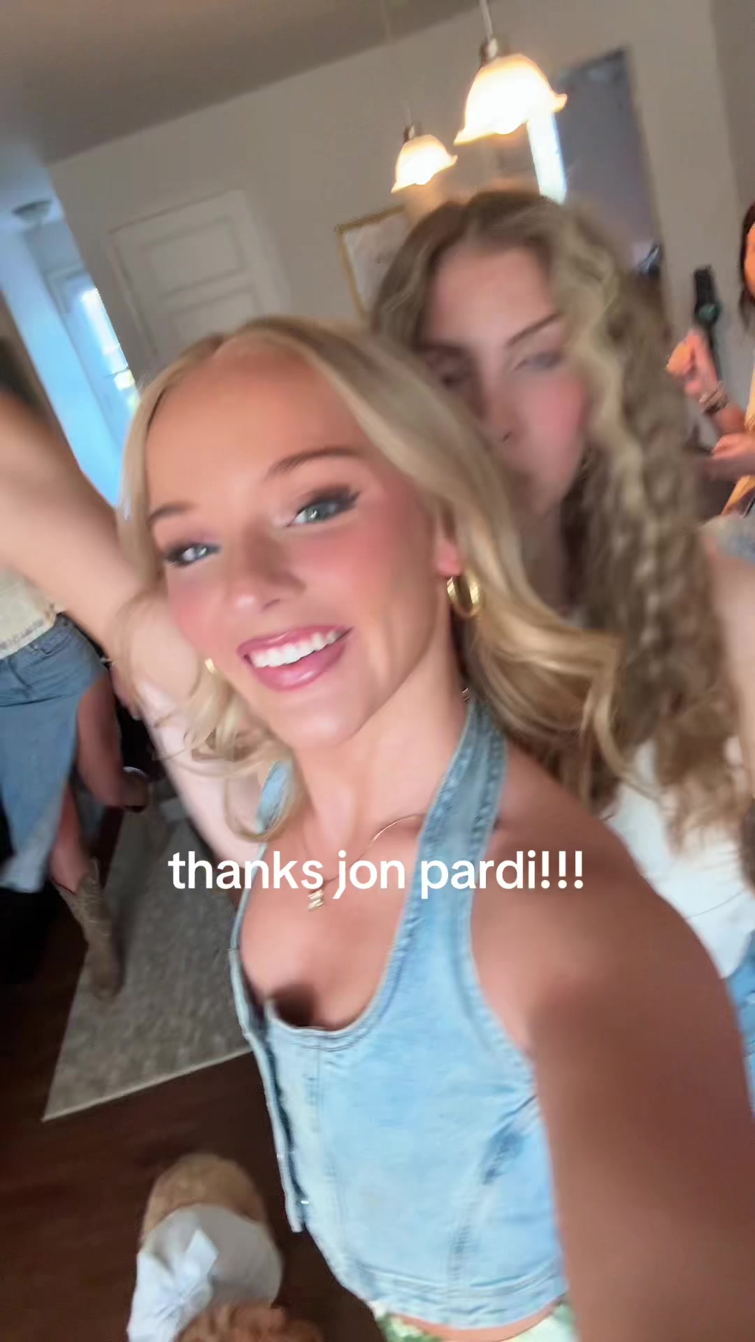 @Lala