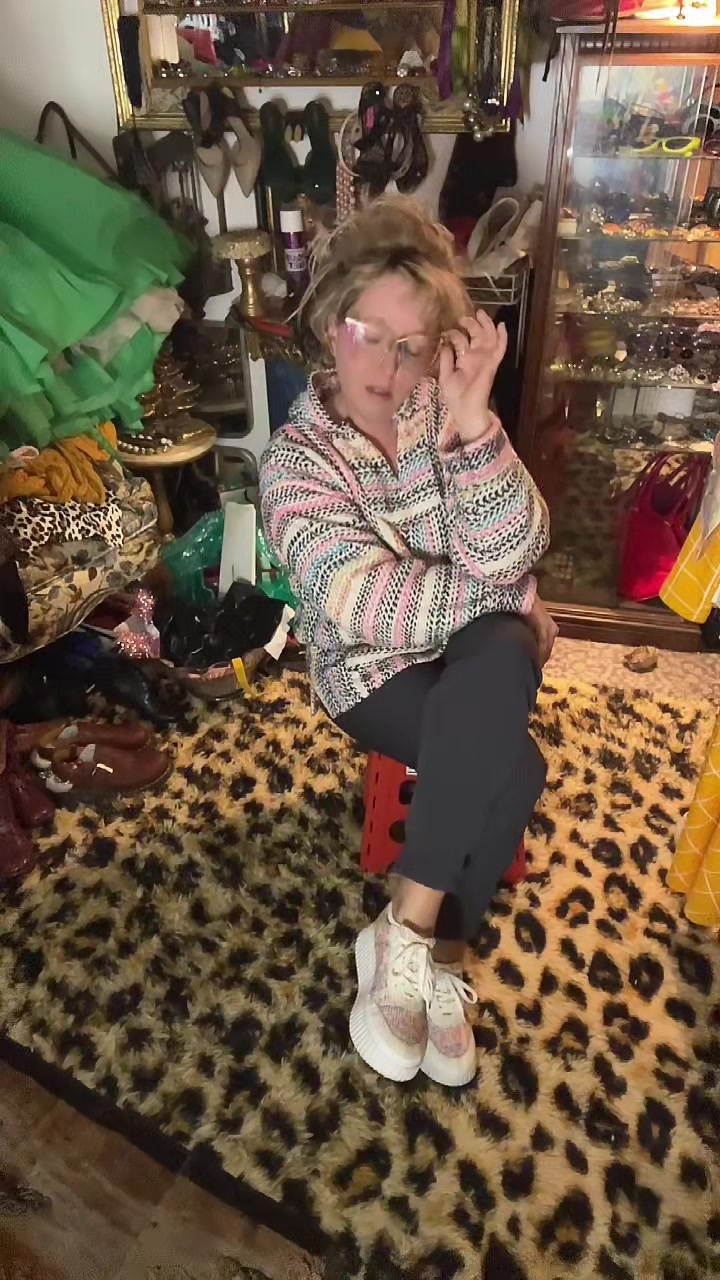 @Angela