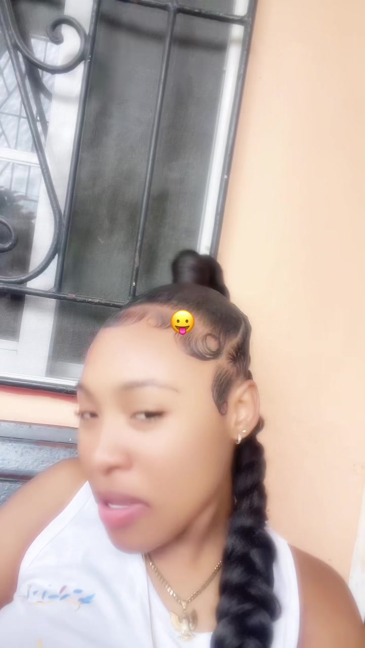 @niaabaee!☝🏼🩷