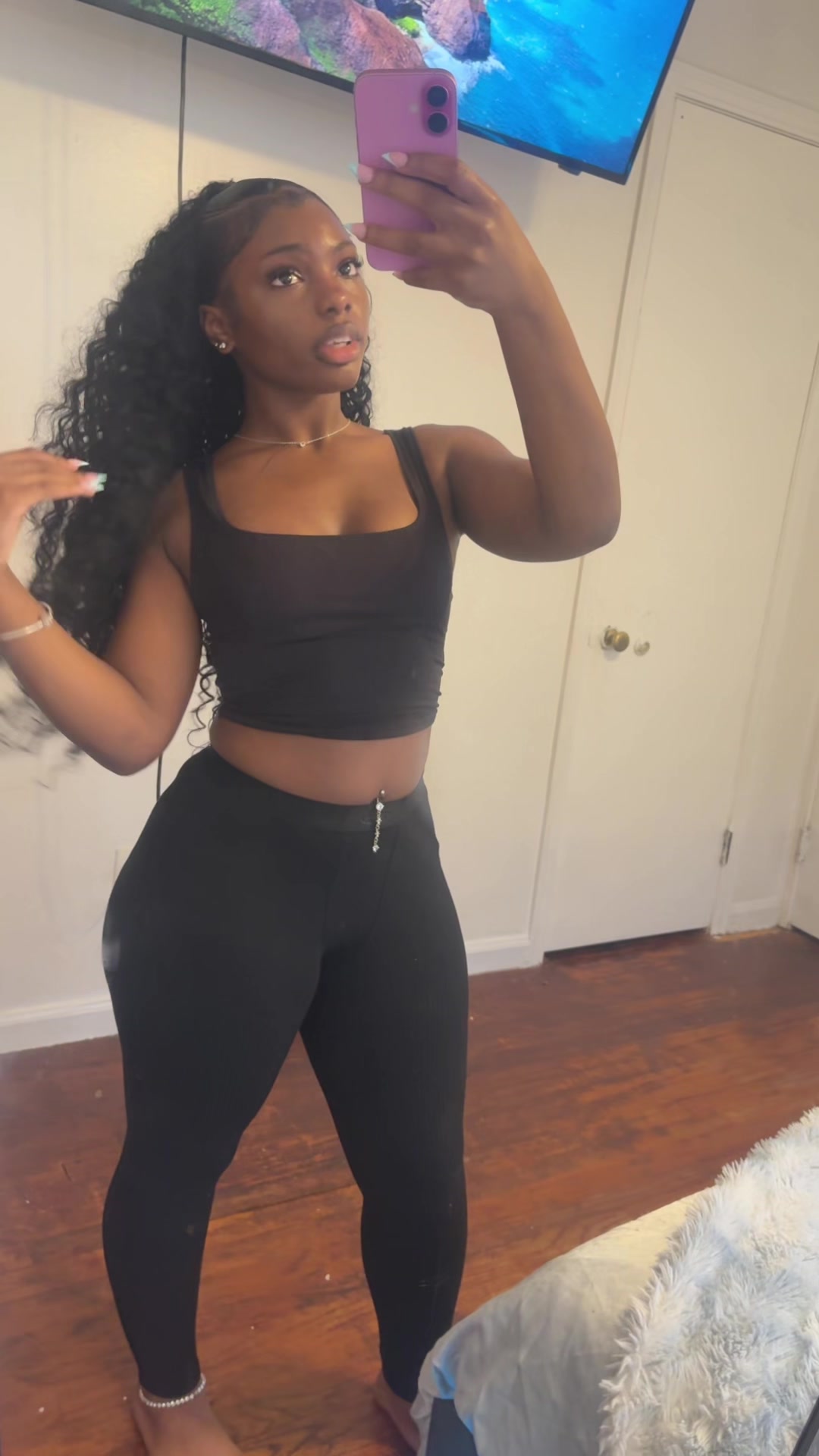 @⃟