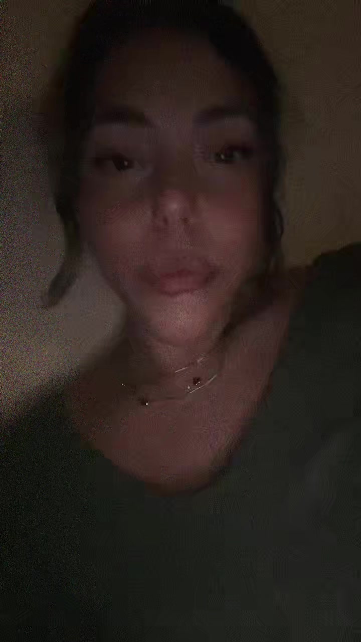 @R____ella