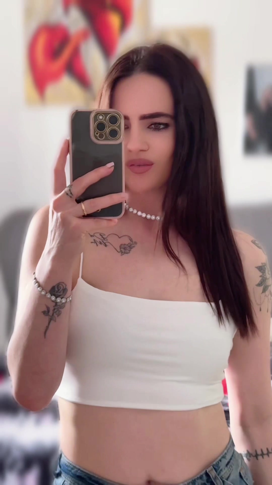 @ESTER 🦂🥀🪬