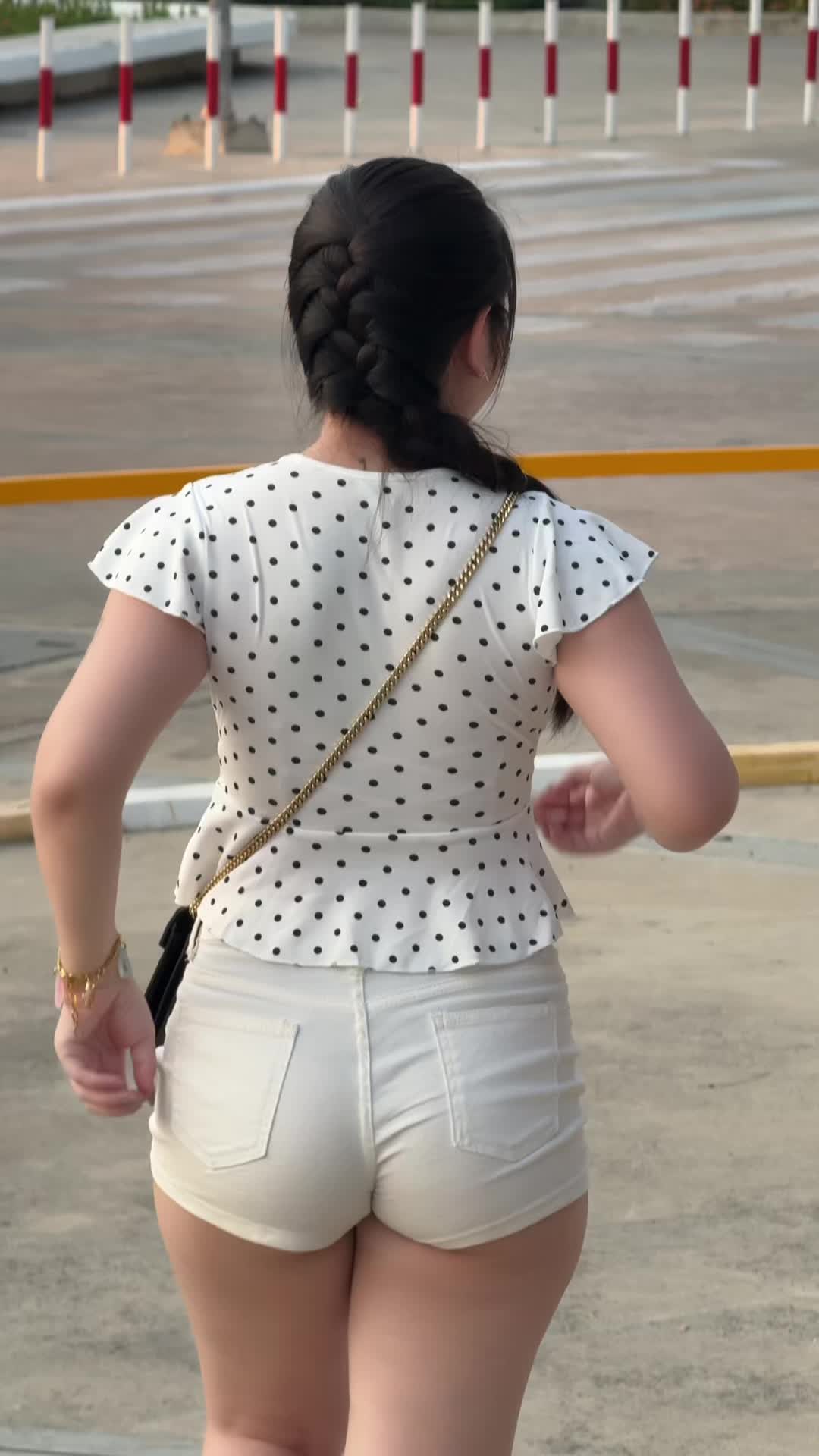 @อะบูดาบีอะบูดาบี