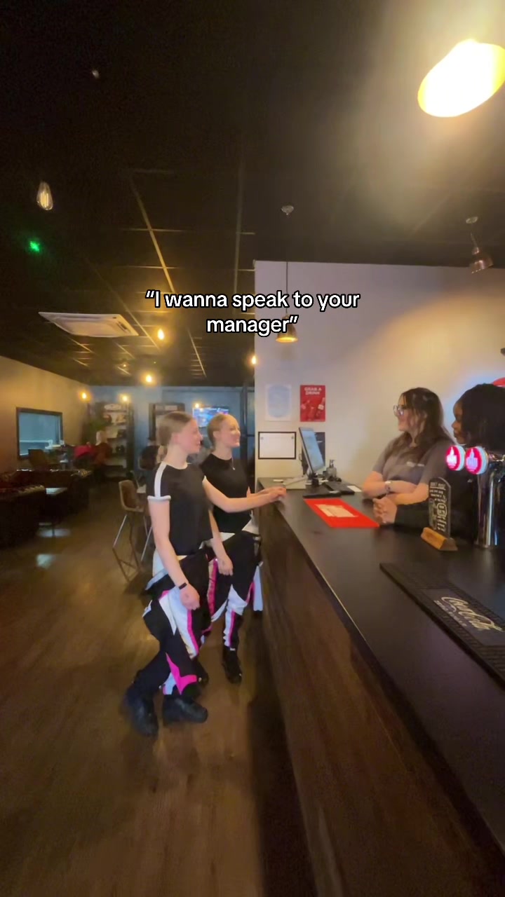 @🏎️