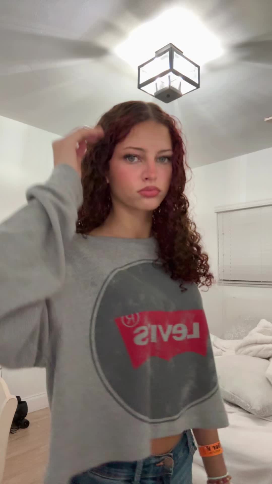 @AnnaliseAcevedo