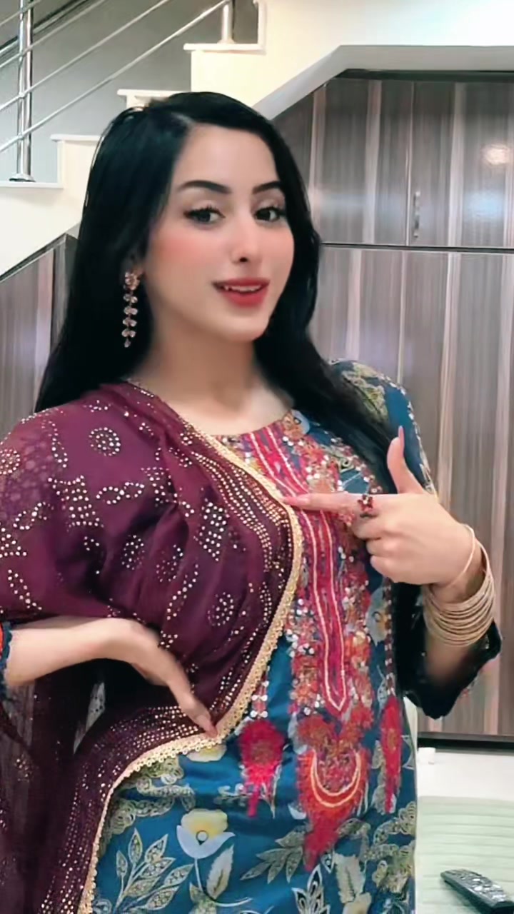 @Momi_jazzy
