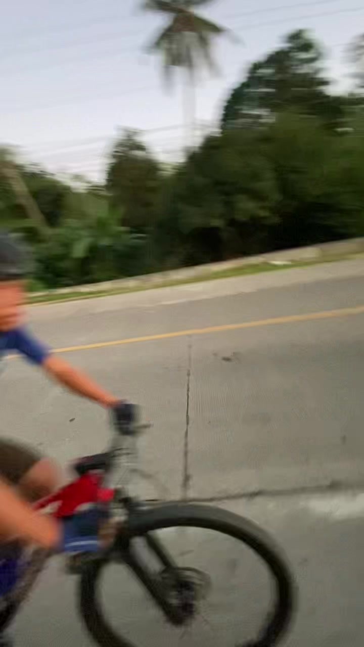 @Justine🚳