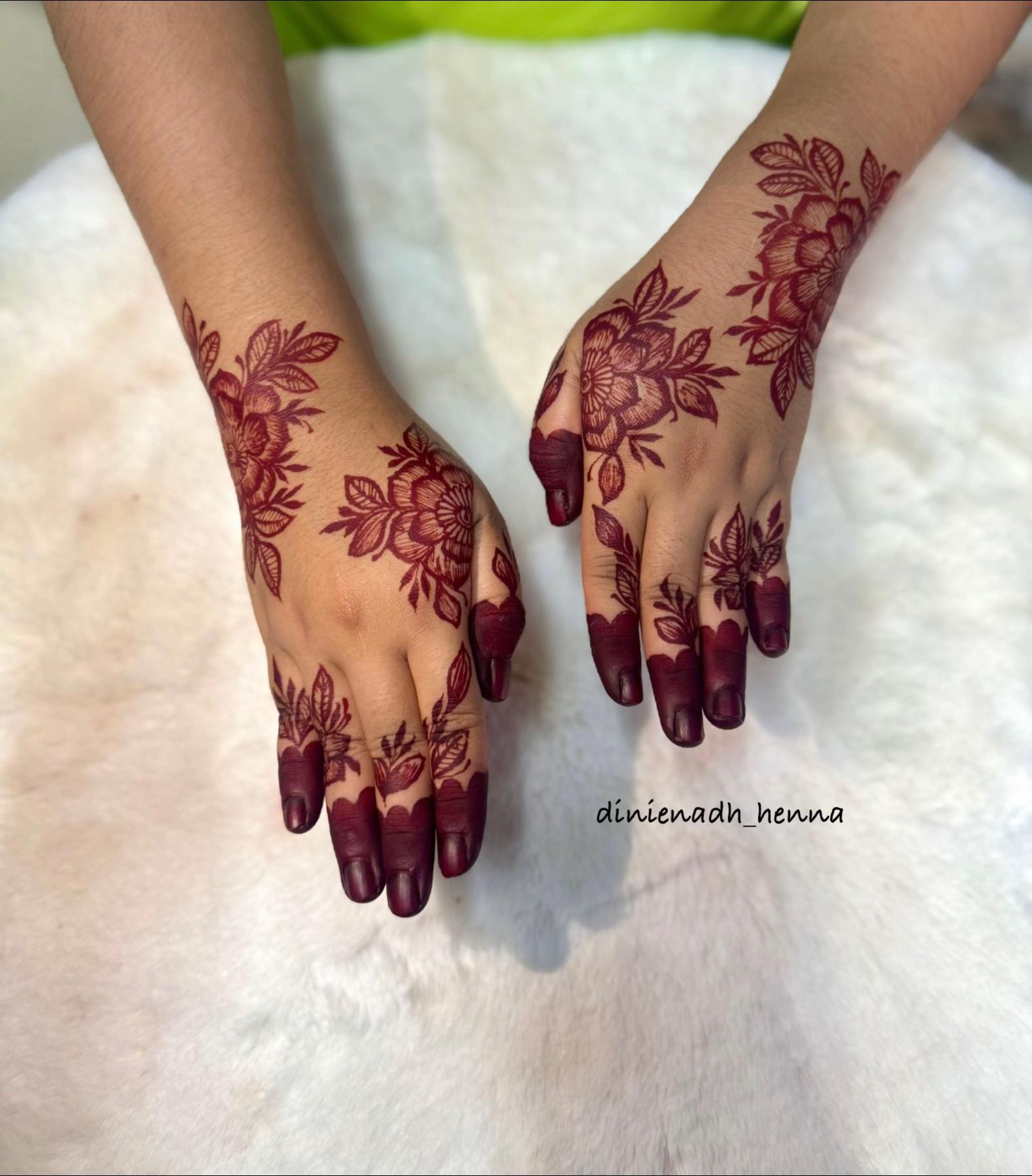@dinienadh_henna