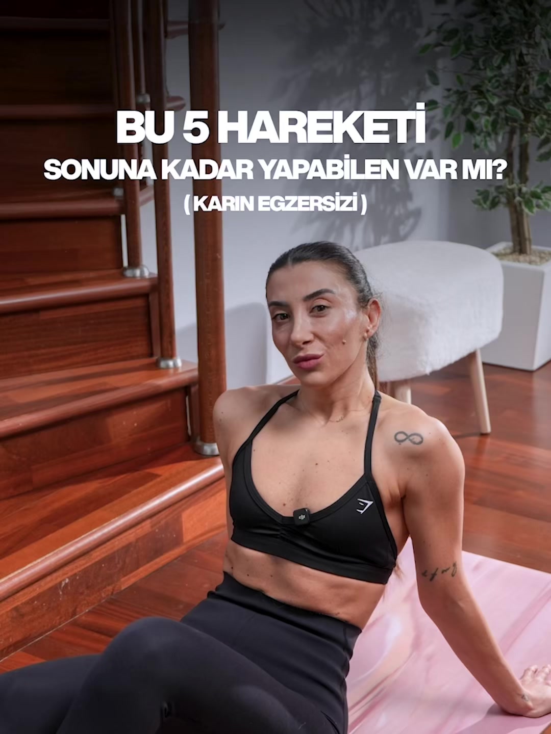 @Melis &Ouml;zel K&uuml;lahlı