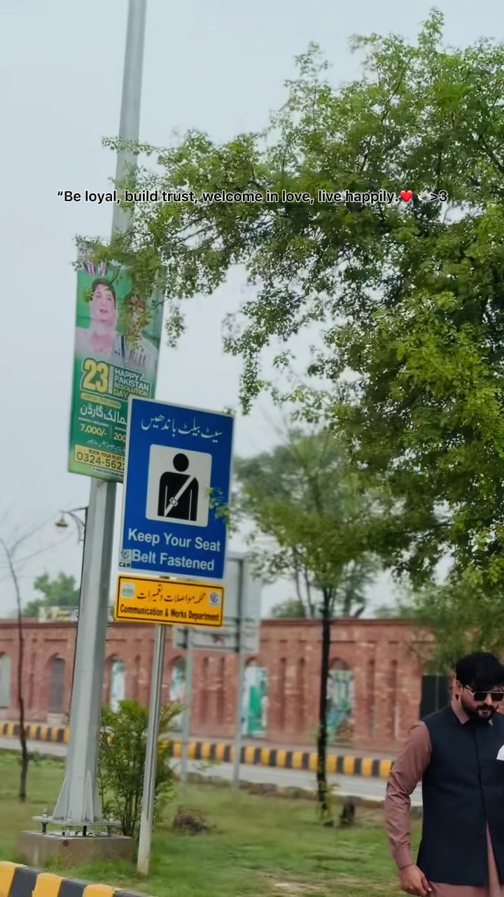 @Israr_Mayo