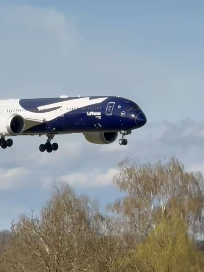 @💙🇨🇭Aircraft Elias ✈️💙