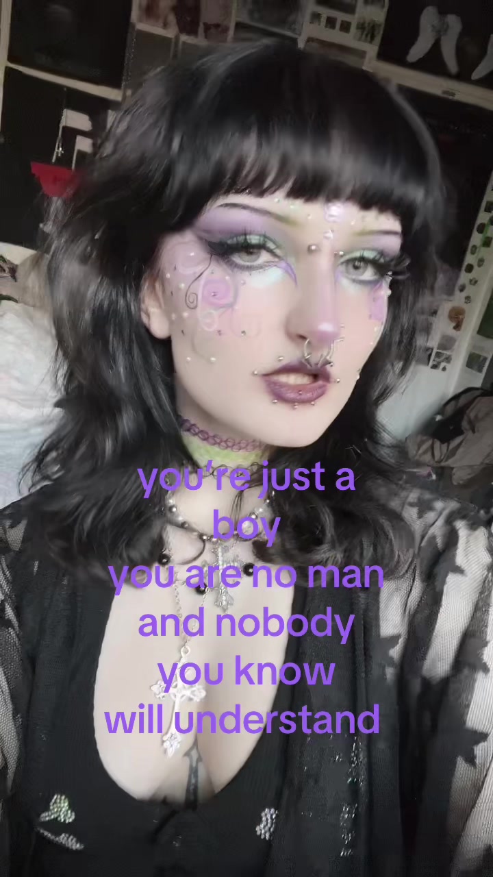 @elvira