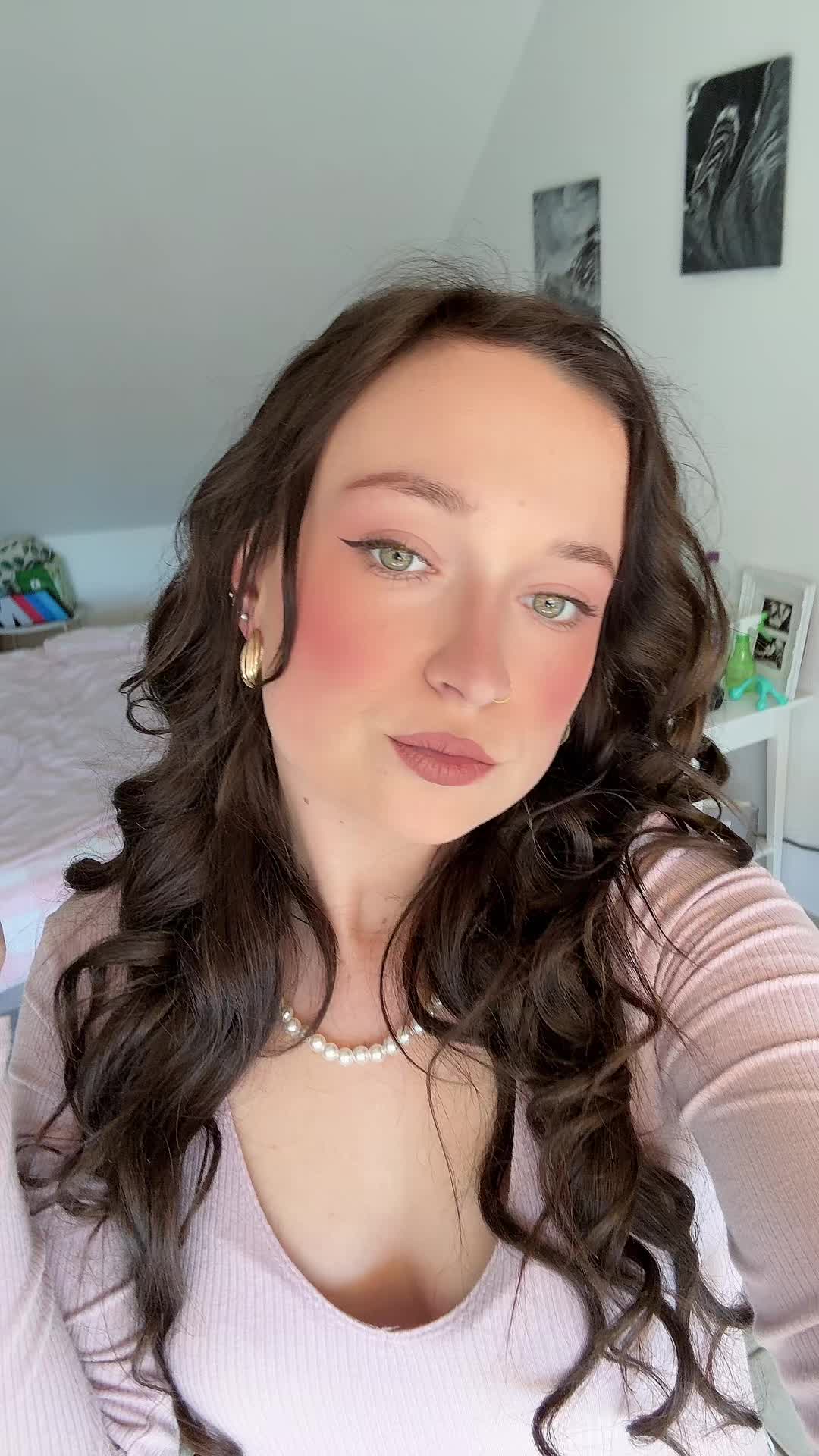 @𝑺 𝑨 𝑵 𝑫 𝒀  ♡