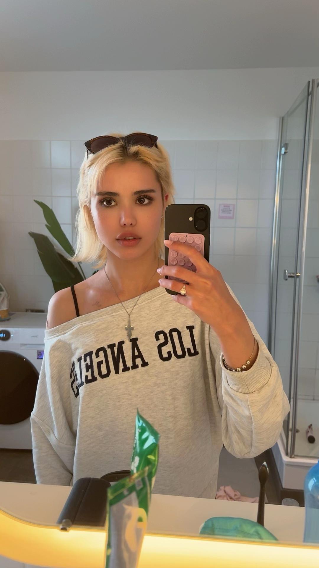 @krankebarbie