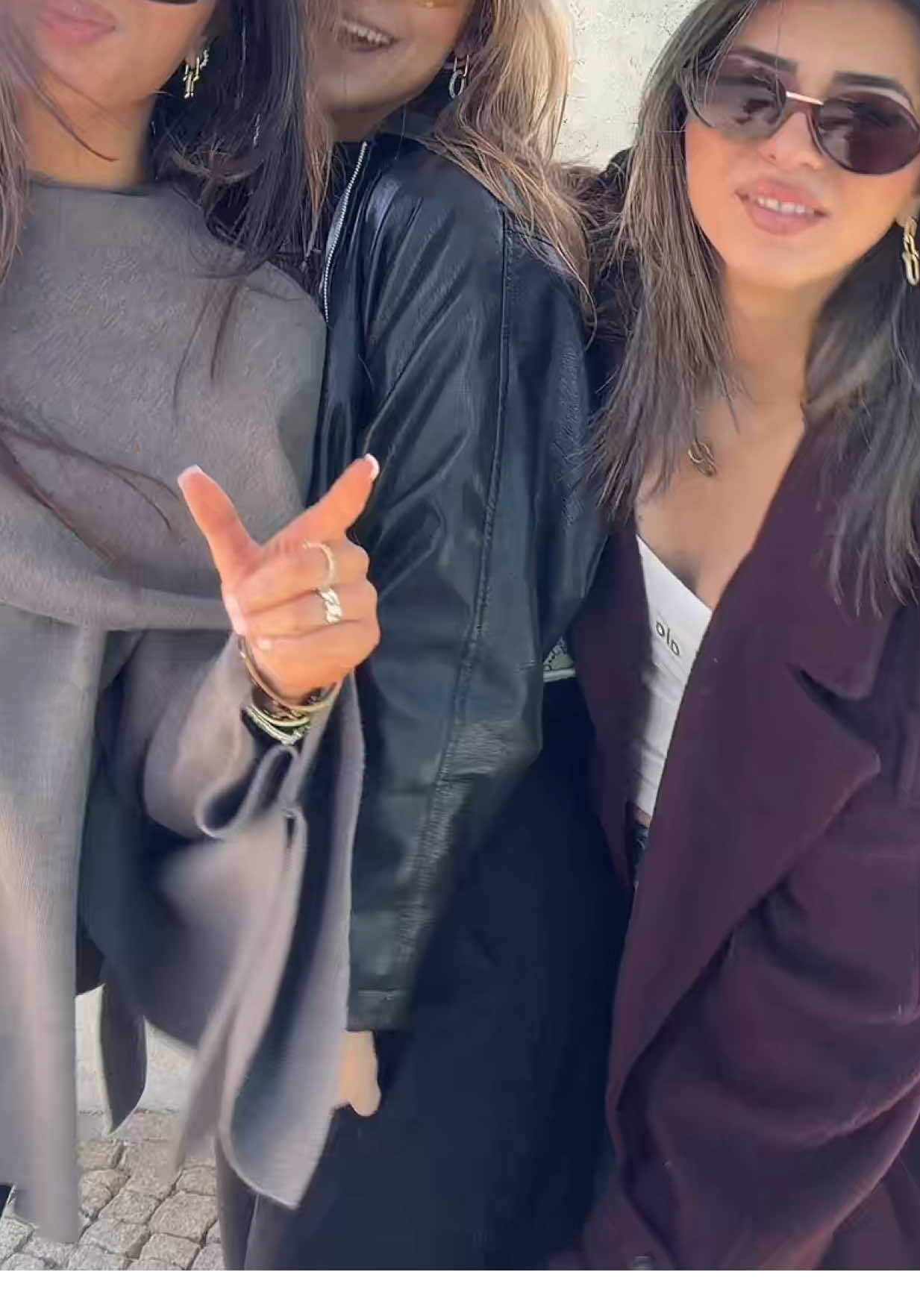 @&Ouml;zge