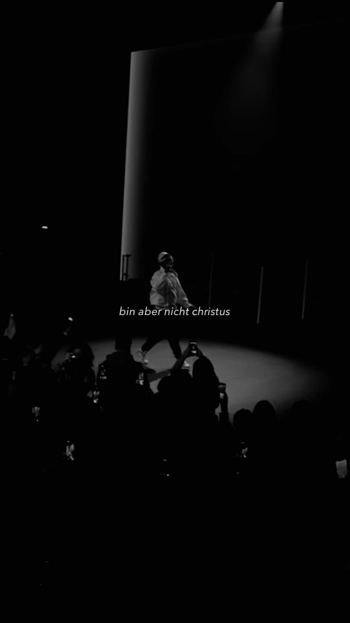 @𝓠𝓾𝓮𝓻𝓲𝓼 ✞