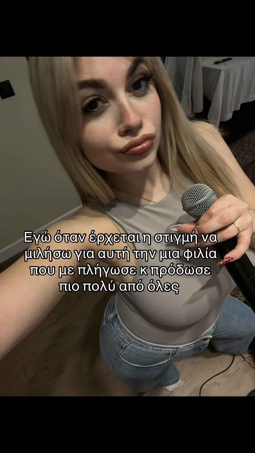 @🥂
