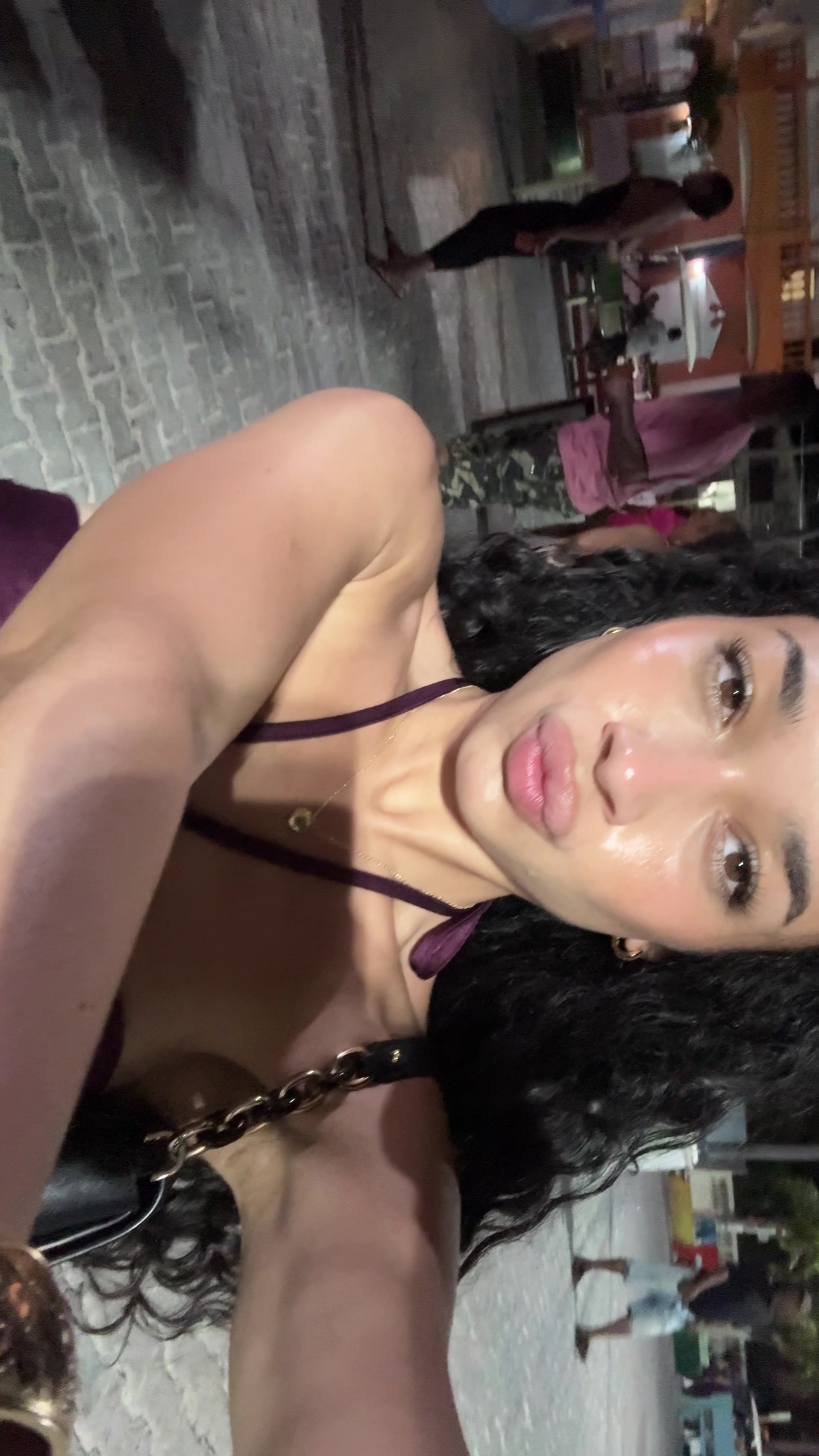 @lo