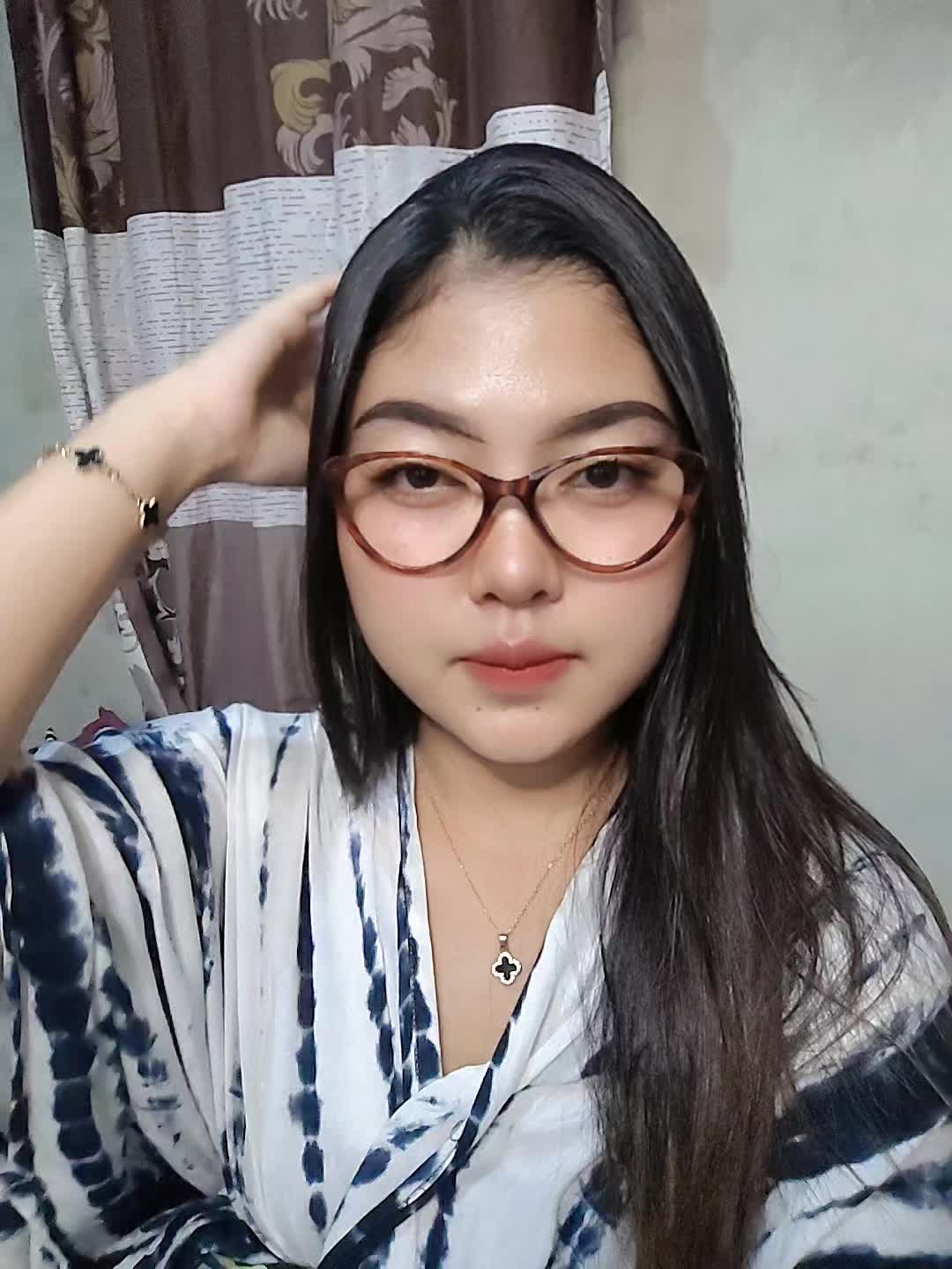 @Afril🐣