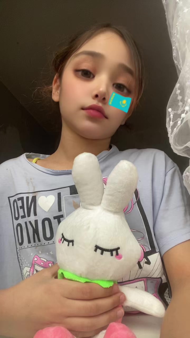 @𝒮𝓊𝓃𝒶𝓎𝒸𝒽𝒾𝓀💖