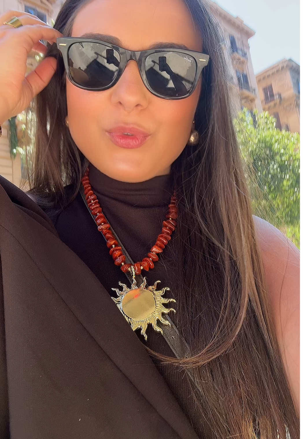 @ani 🪩🦀🌞🫐🧃