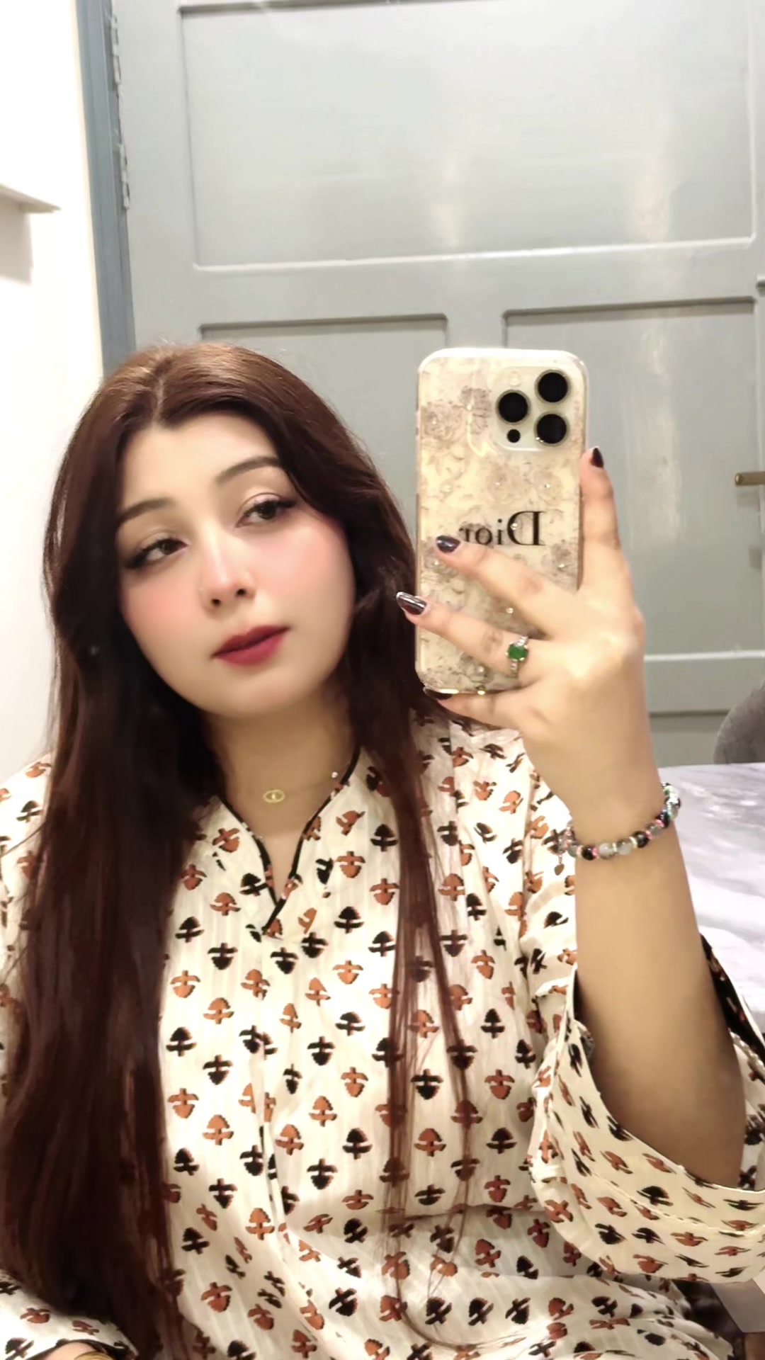 @𝑭𝒊𝒛𝒂 𝑸𝒖𝒓𝒆𝒔𝒉𝒊❤️