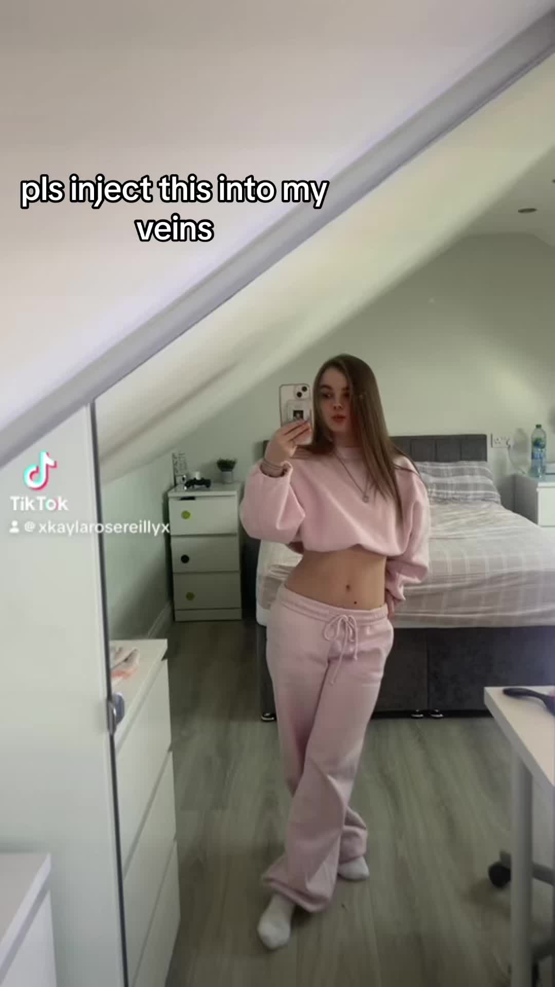 @🦋