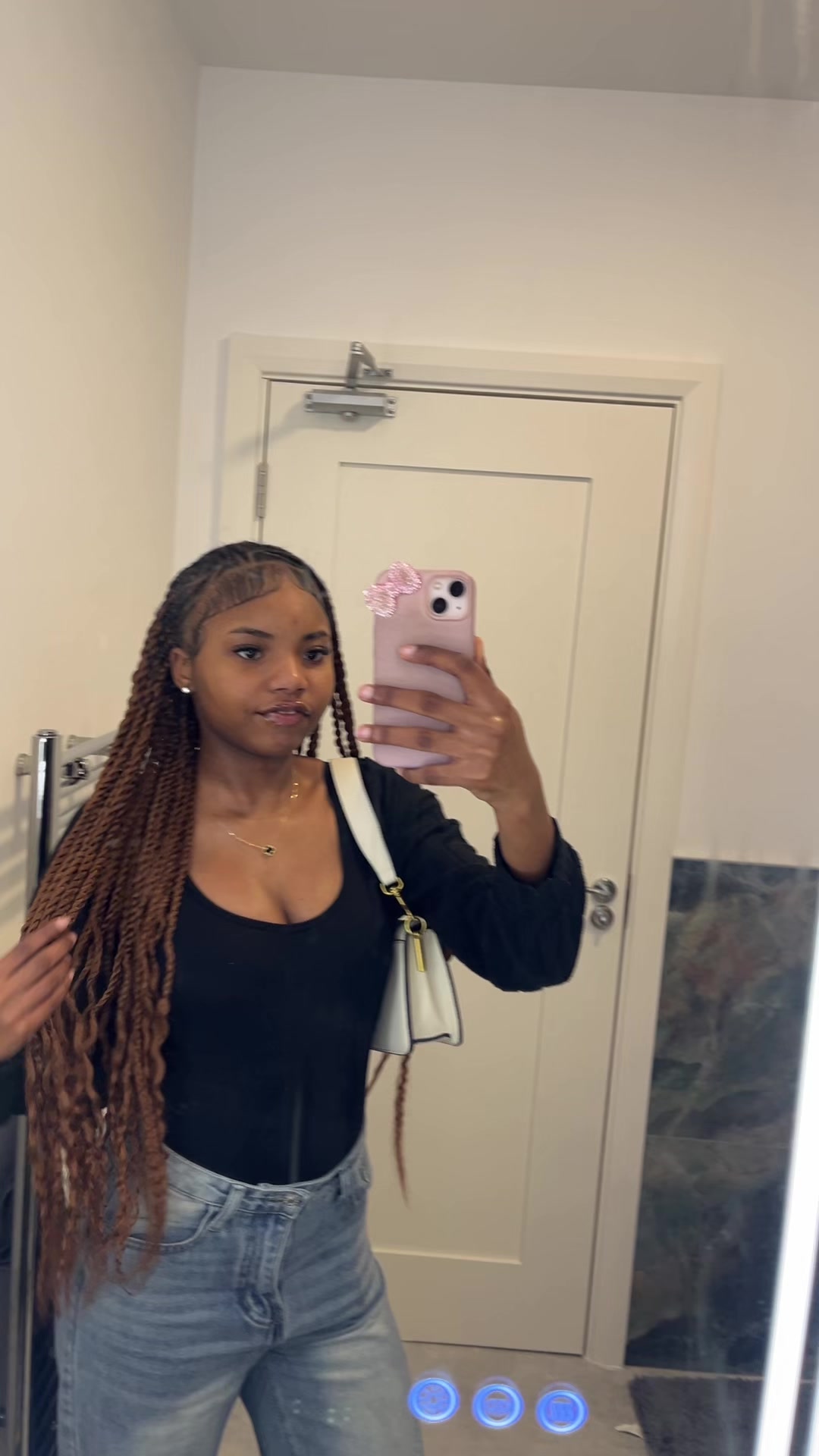 @𝓂𝓈𝓈𝓈.𝓂𝒾𝒸𝒽𝓎𝓎 💘🤞🏽.