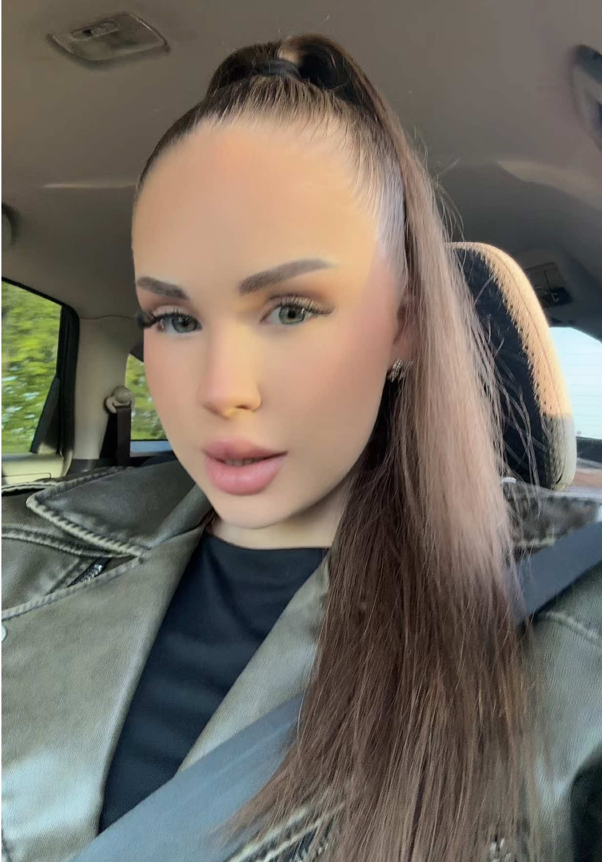@vikyciaaaaa
