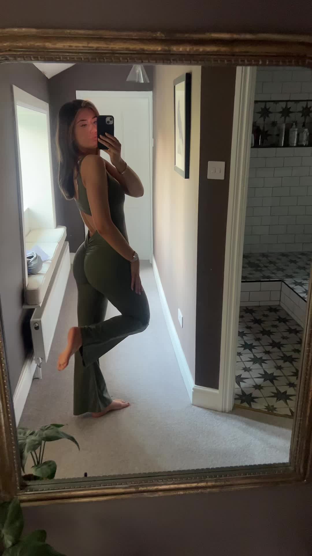 @👸🏽