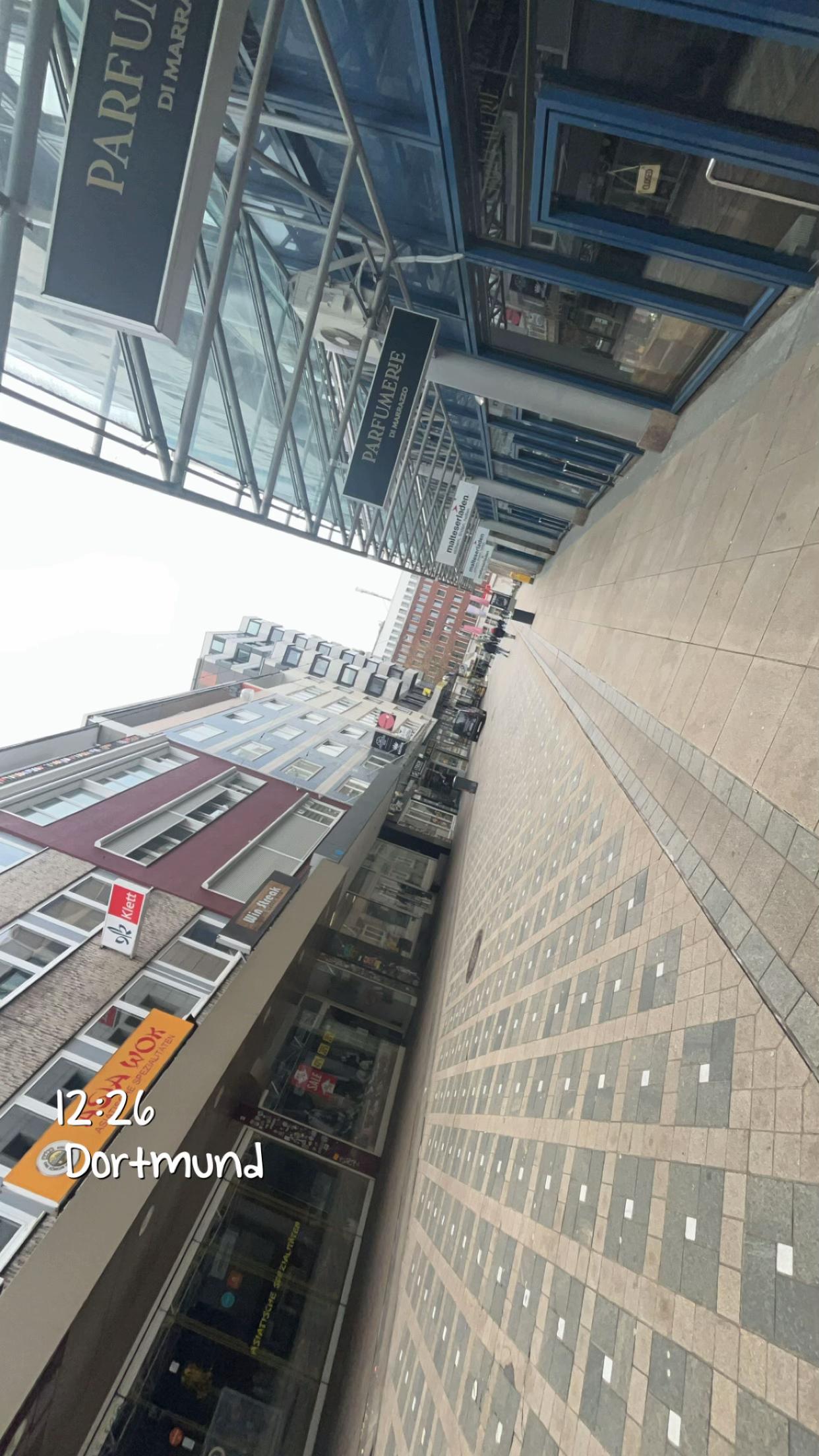 @𝐋𝐨𝐫𝐚𝐧_𝐤𝐮𝐫𝐝𝐢☀️