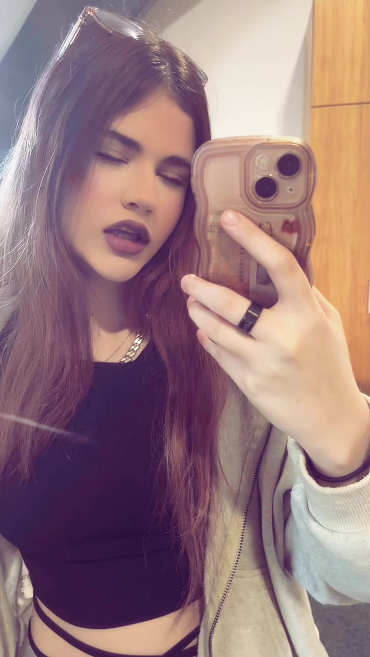 @<3🥰😍🥵