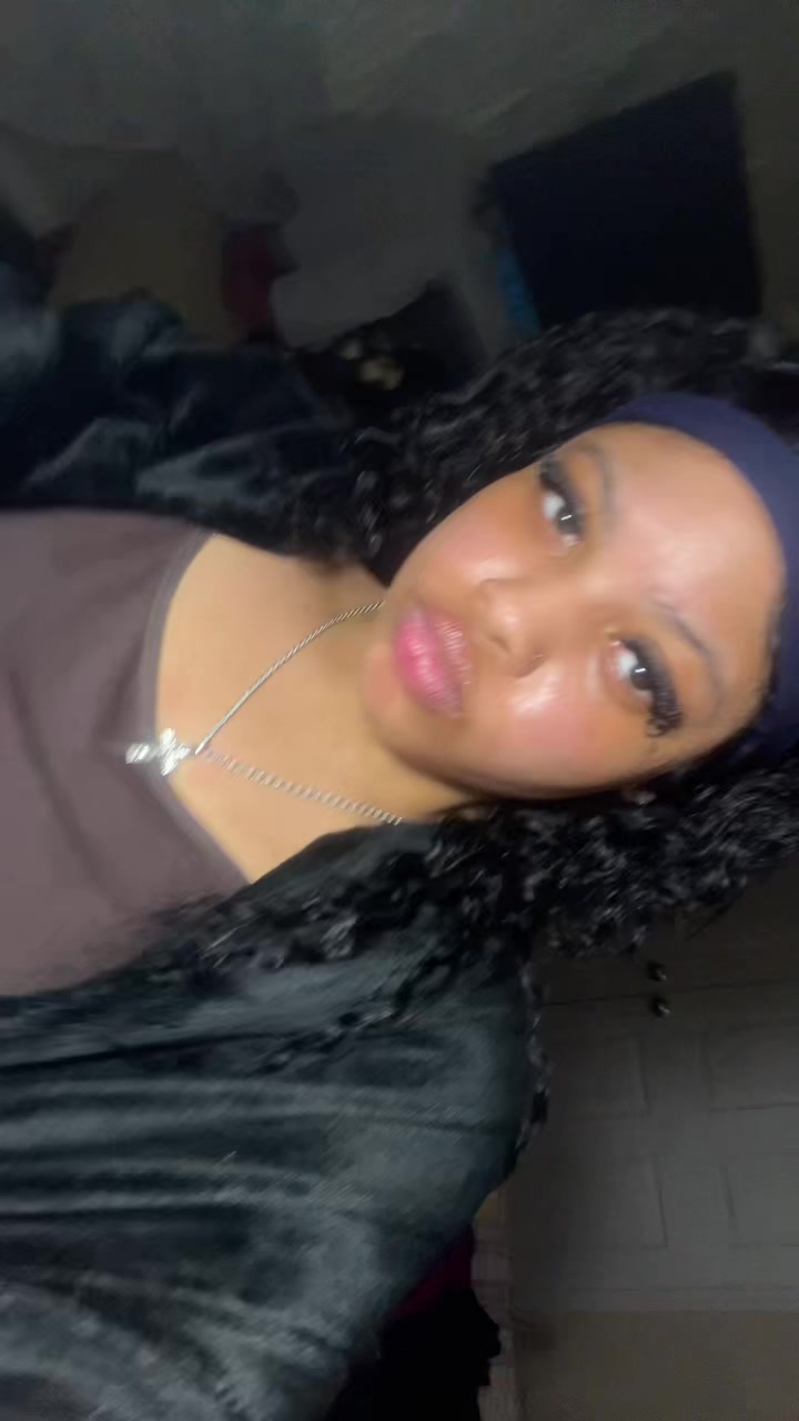 @yo fav mixed girl