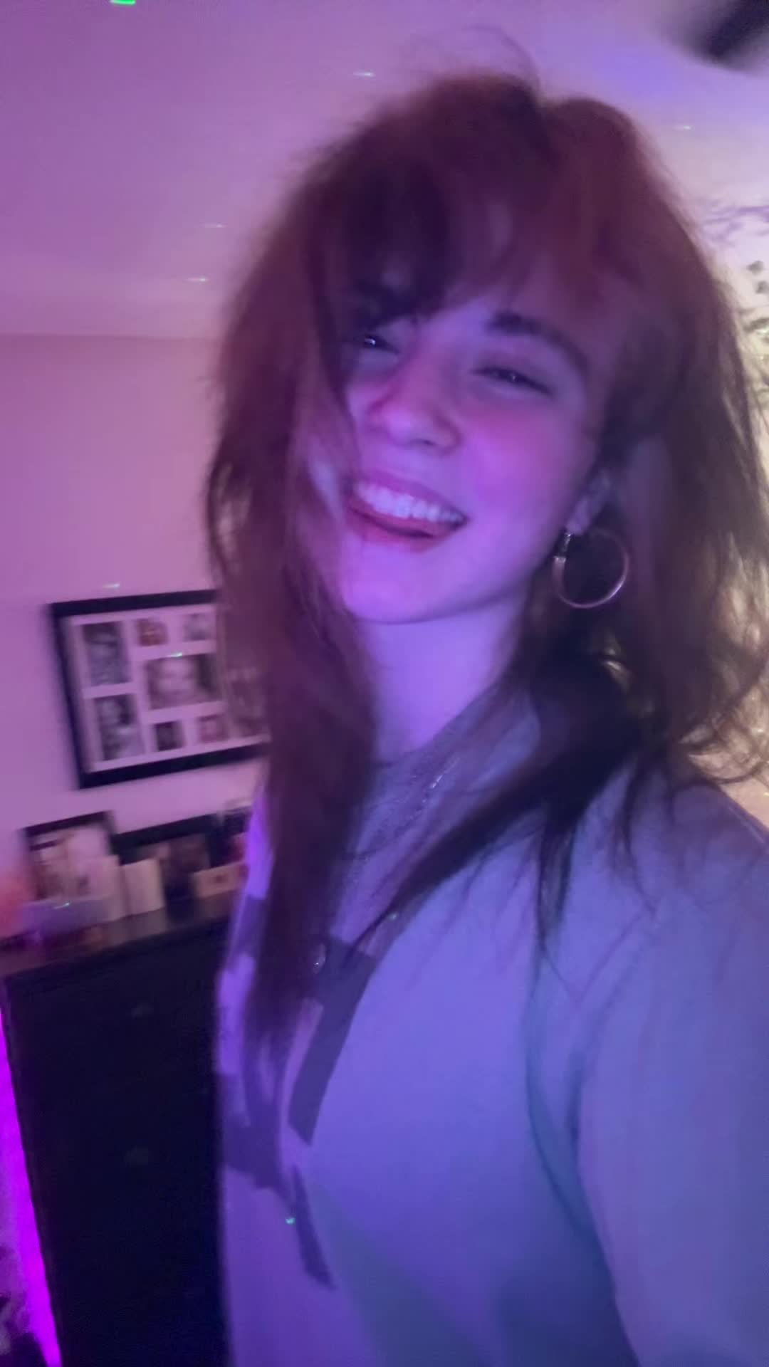 @standandtalkwithlyn