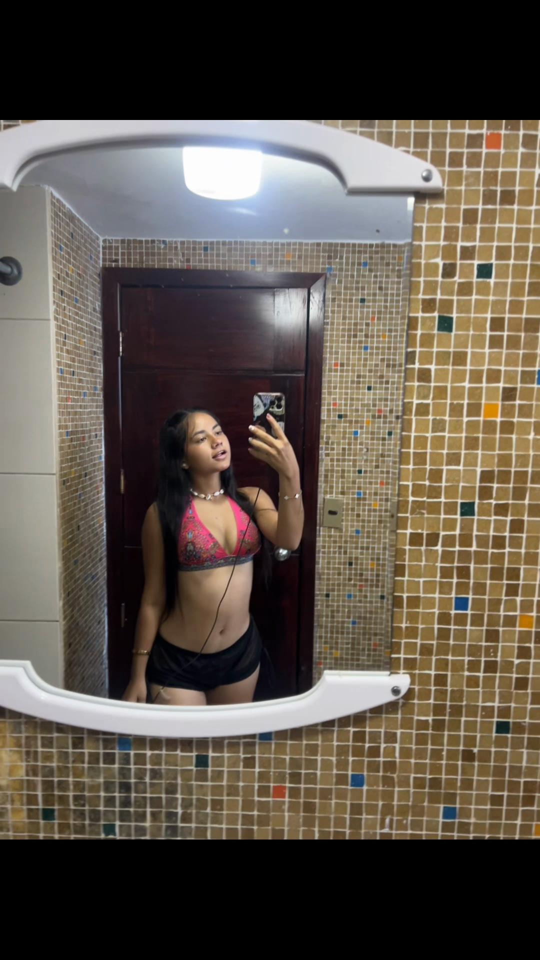 @Nayelyacurio