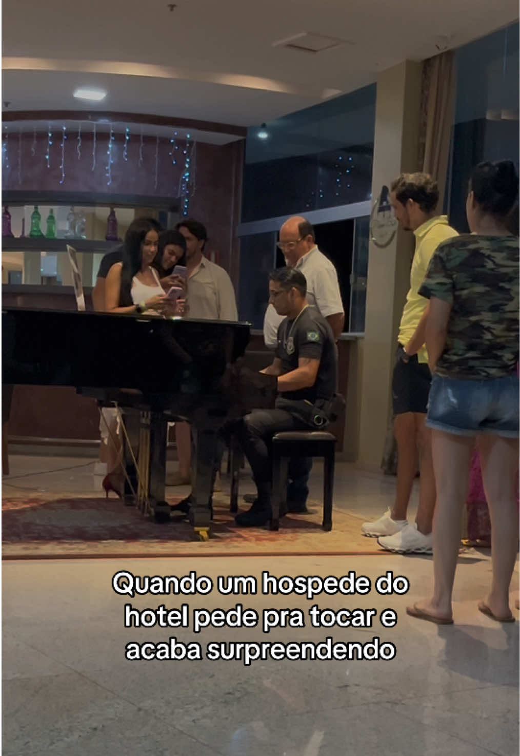 @Vit&oacute;ria Cova