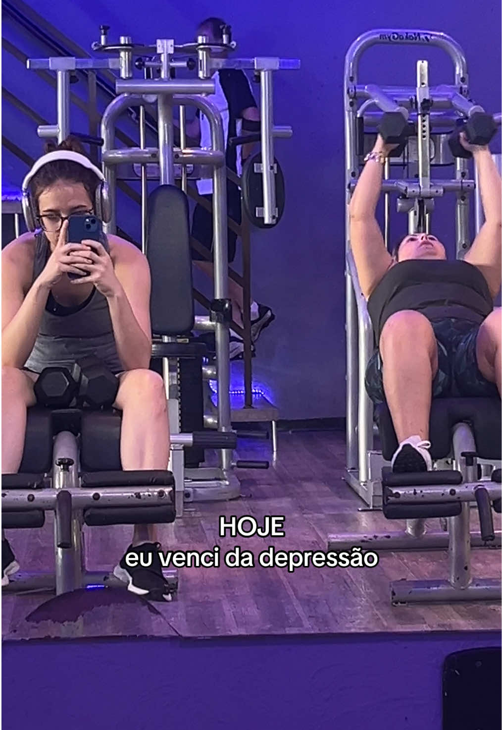 @Vit&oacute;ria Cova