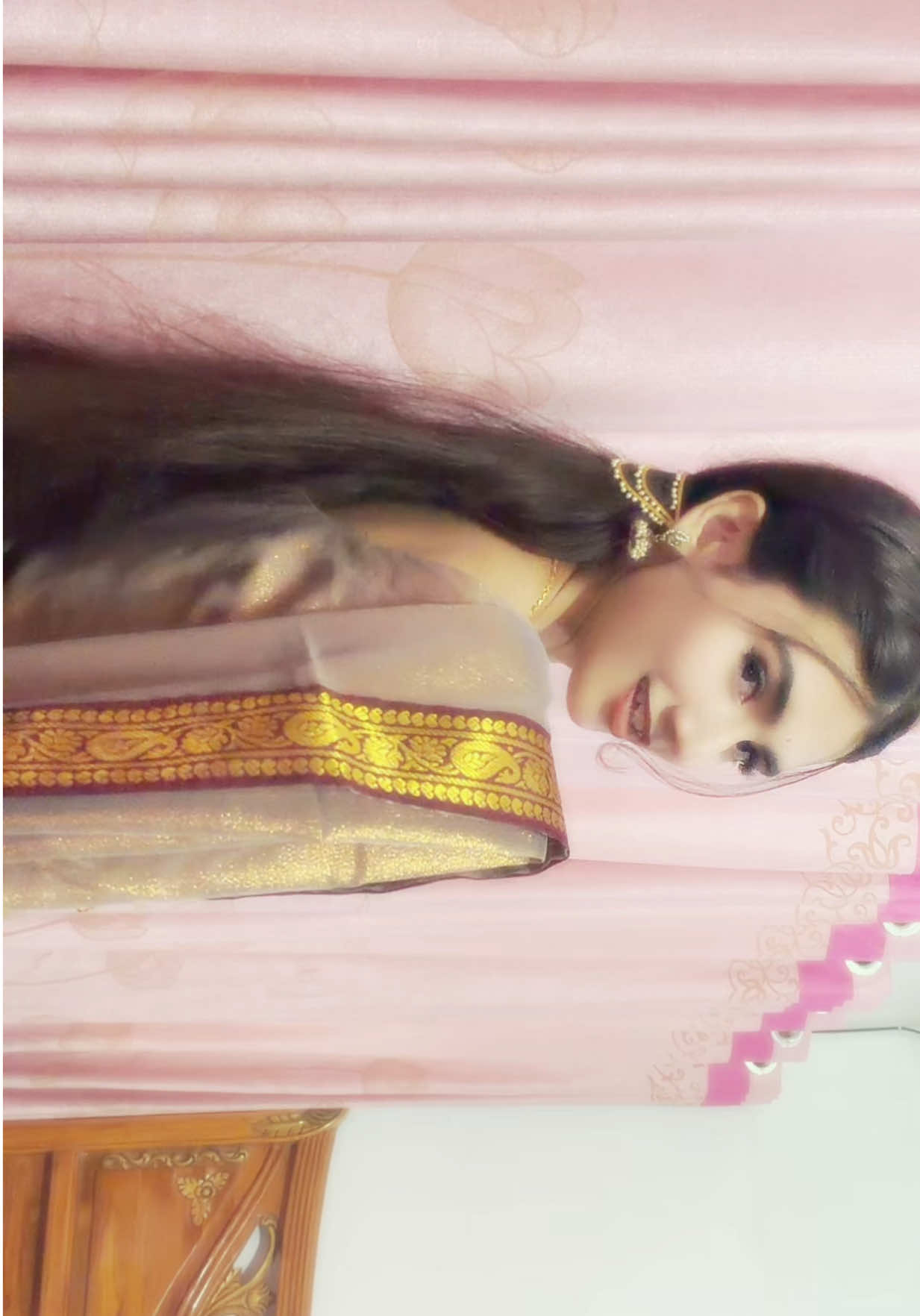 @Muskan🫧