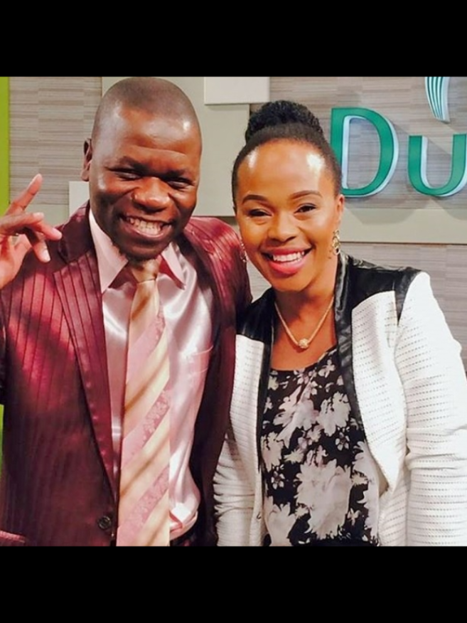 @Sindi_Dlathu