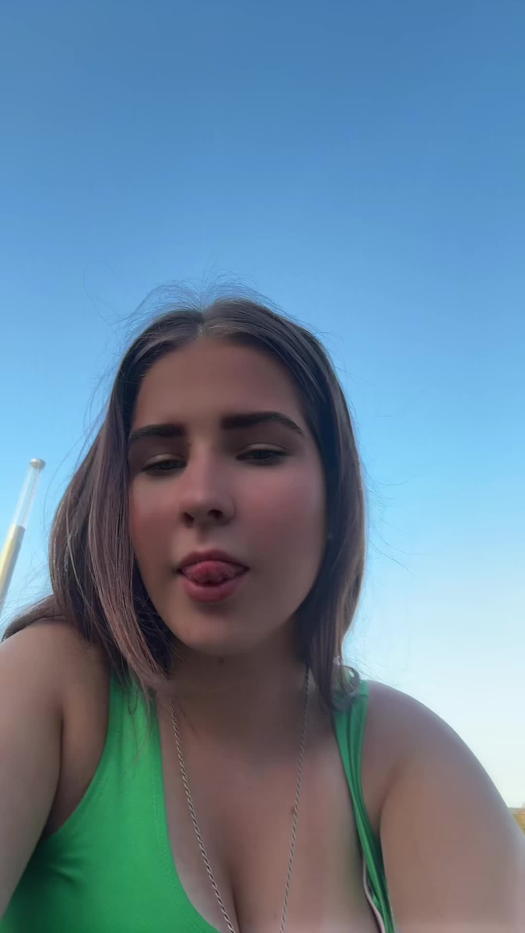 @tia x