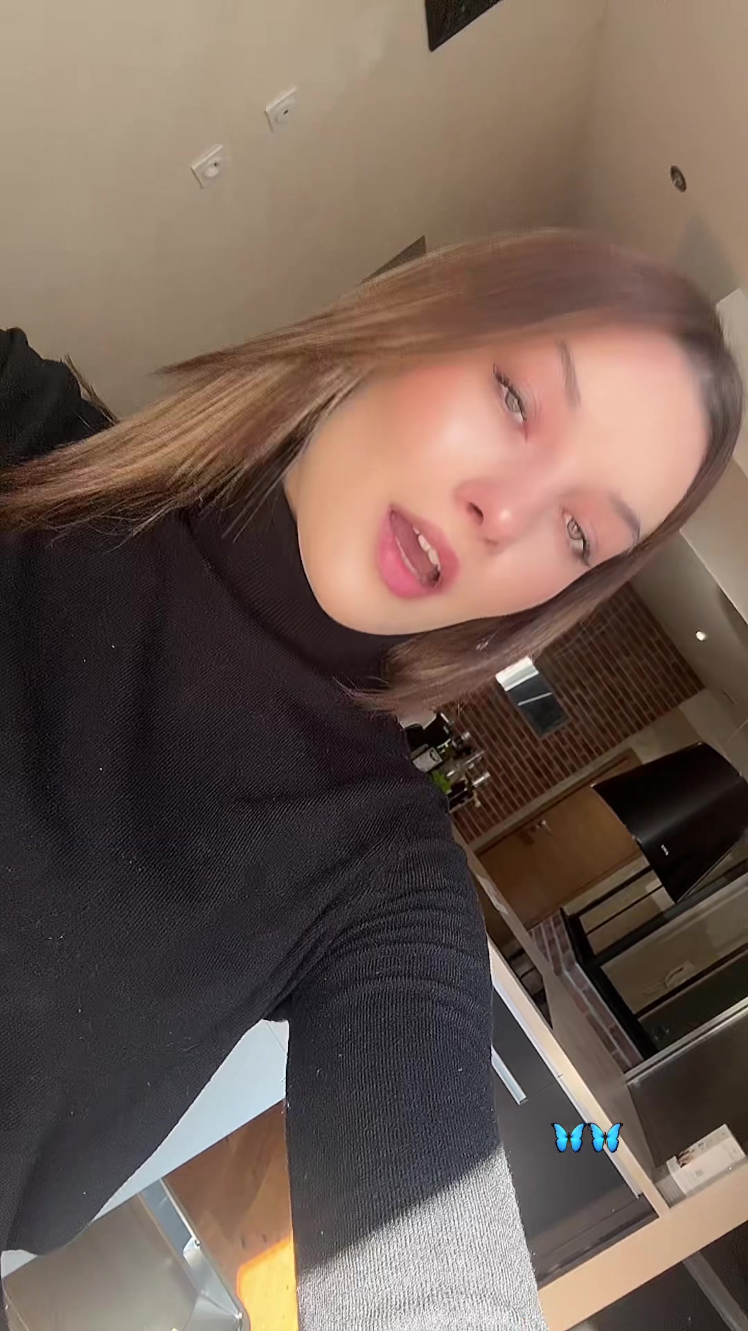 @Lalou