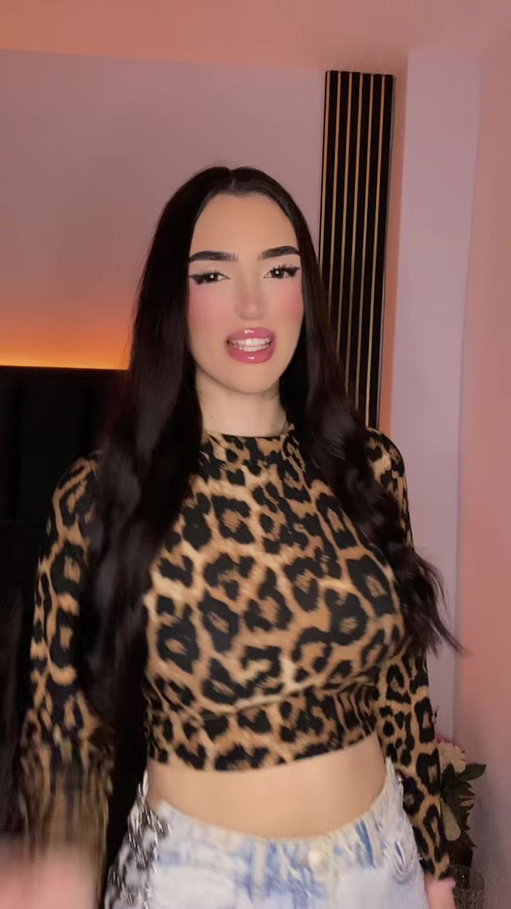 @Cătălina💖
