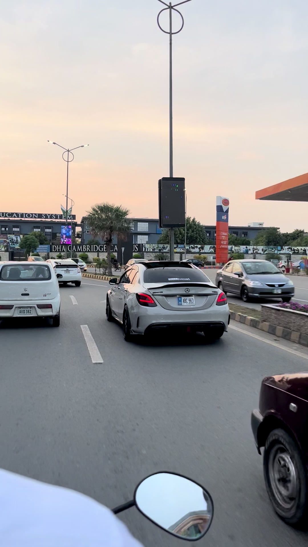 @ɪ ᴀᴍ ʀᴇʜᴀɴ🦅🇵🇰