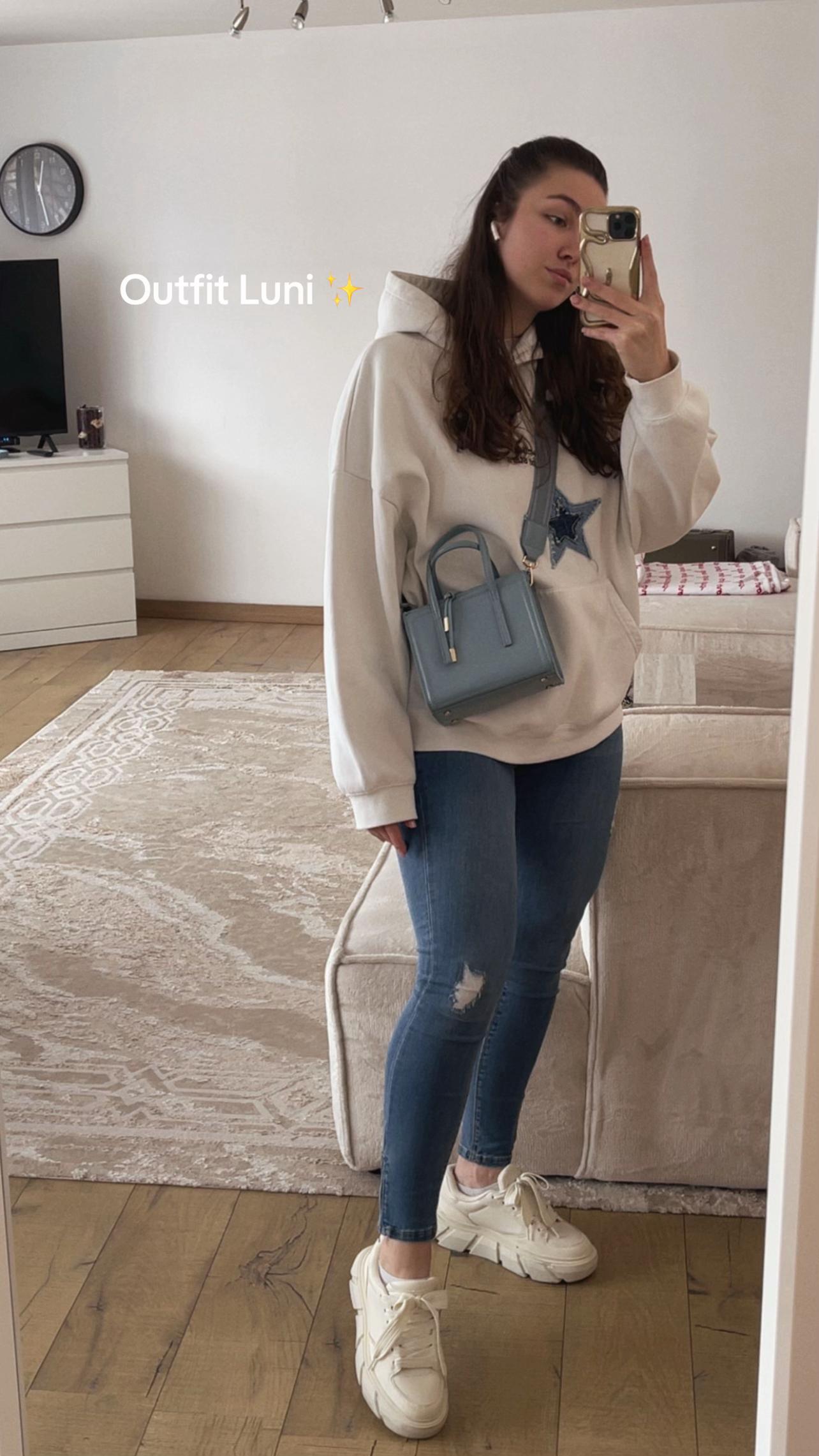 @Elenaaaaa