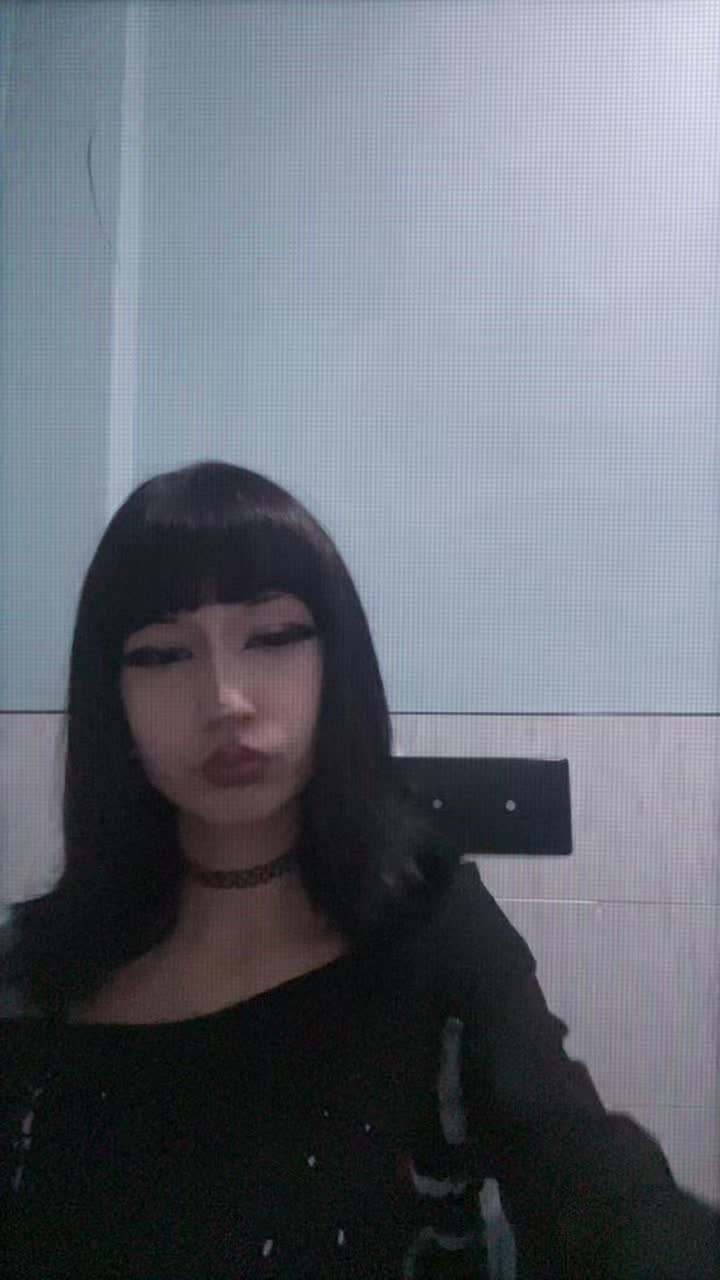 @&mdash; ⚰️𝒞𝒶𝒹𝒶𝓋ℯ𝓇𝒾𝒸𝒶. ⚰️