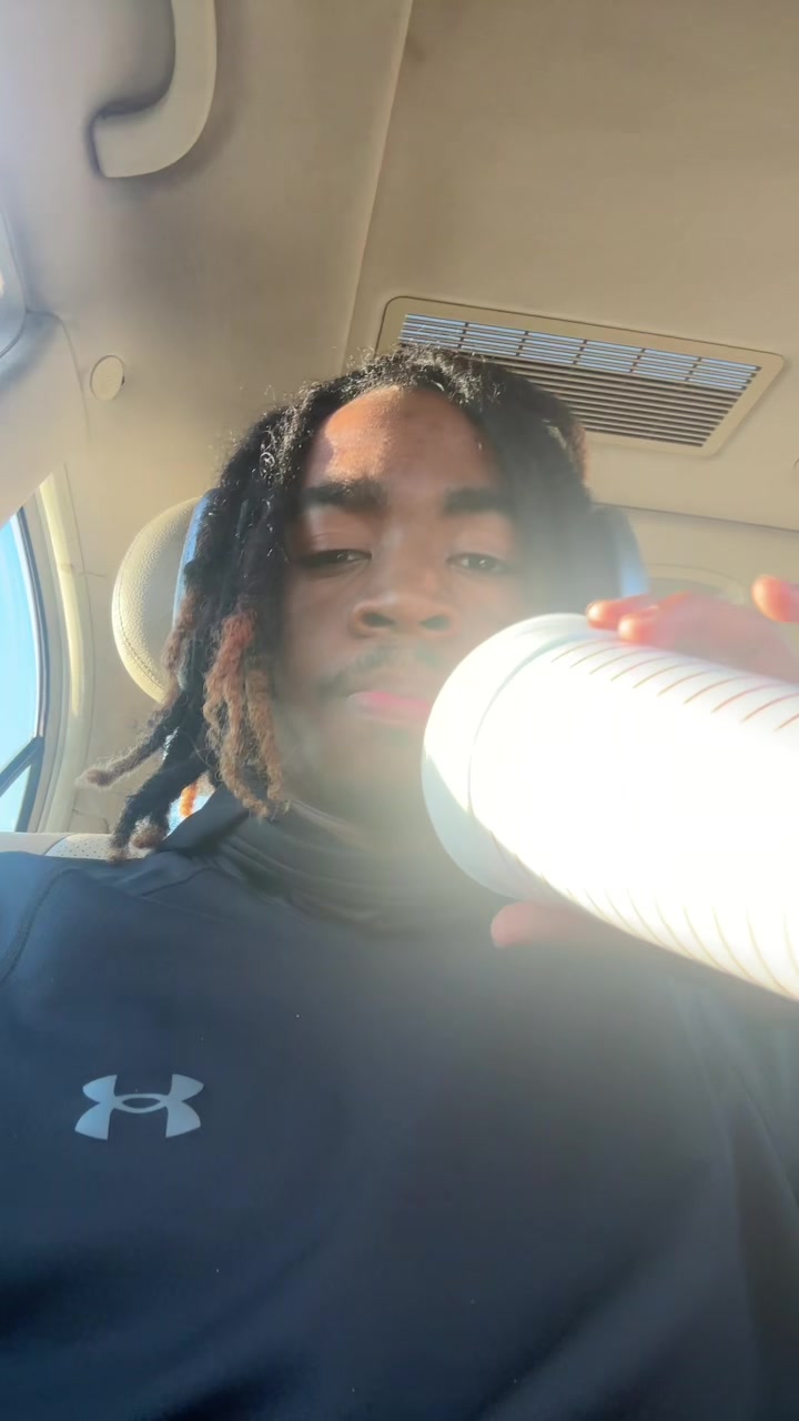 @Zy