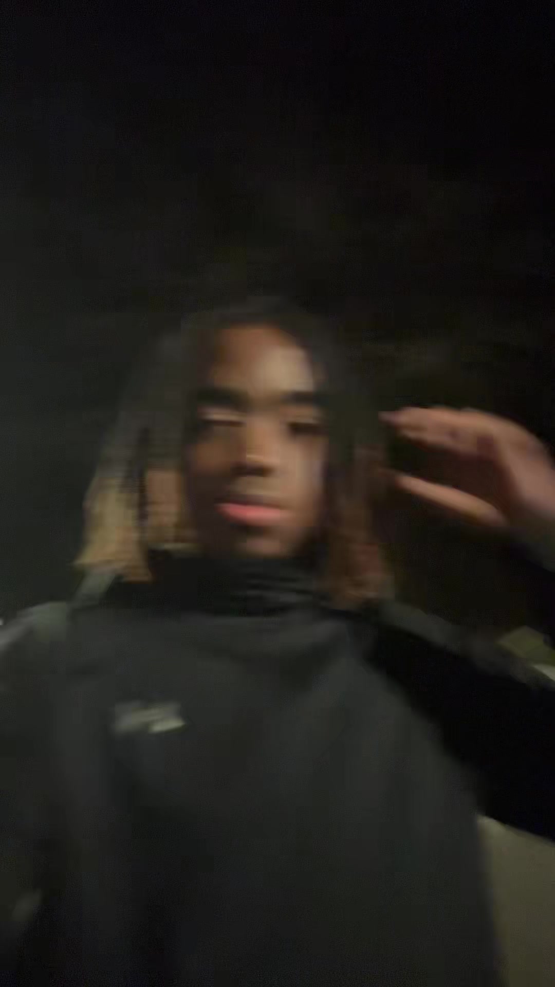 @Zy